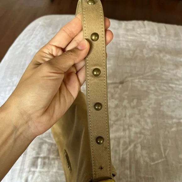 Purse - Picture 3 of 7